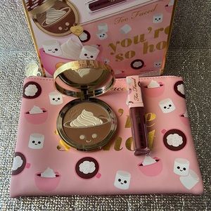 Too Faced You’re So Hot Set